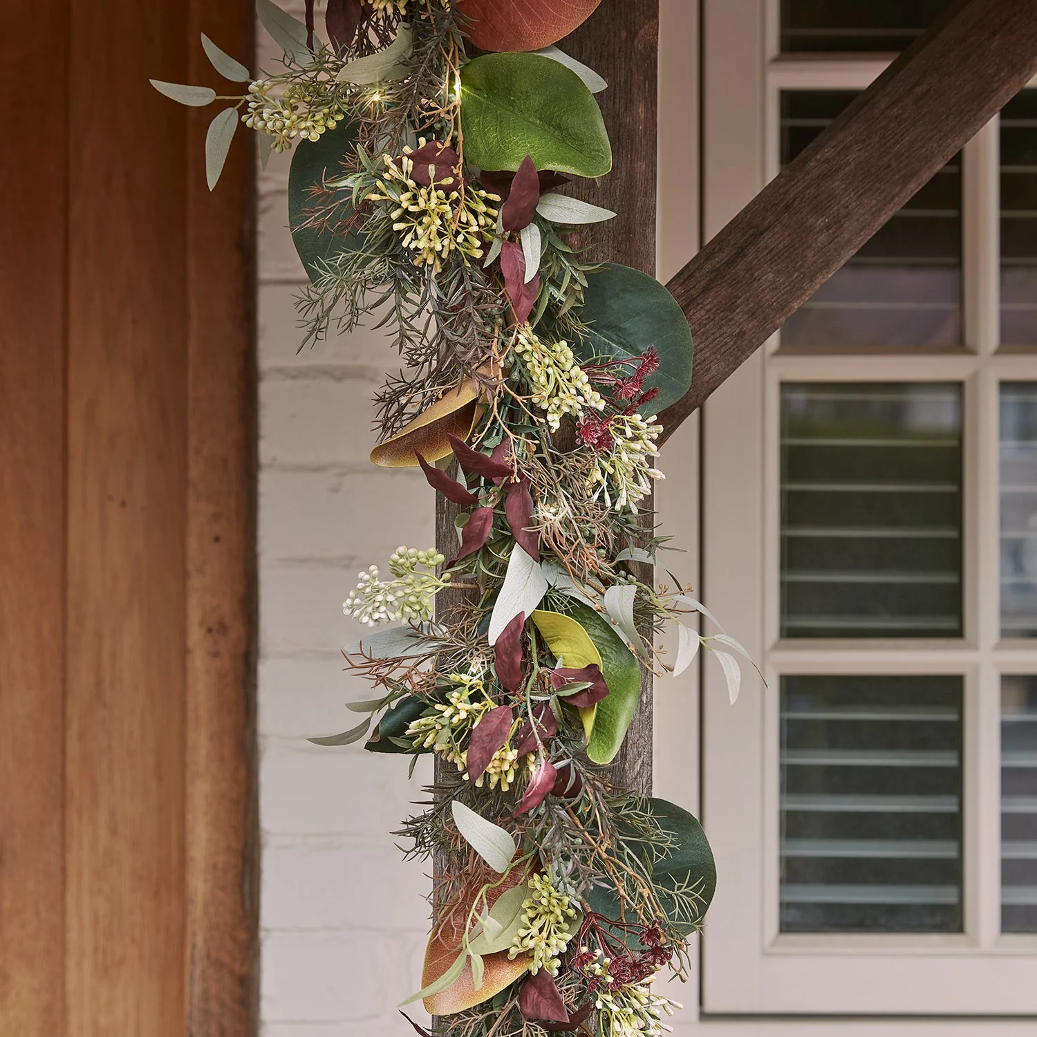 1.5m Pre Lit Autumn & Christmas Garland - Image 3