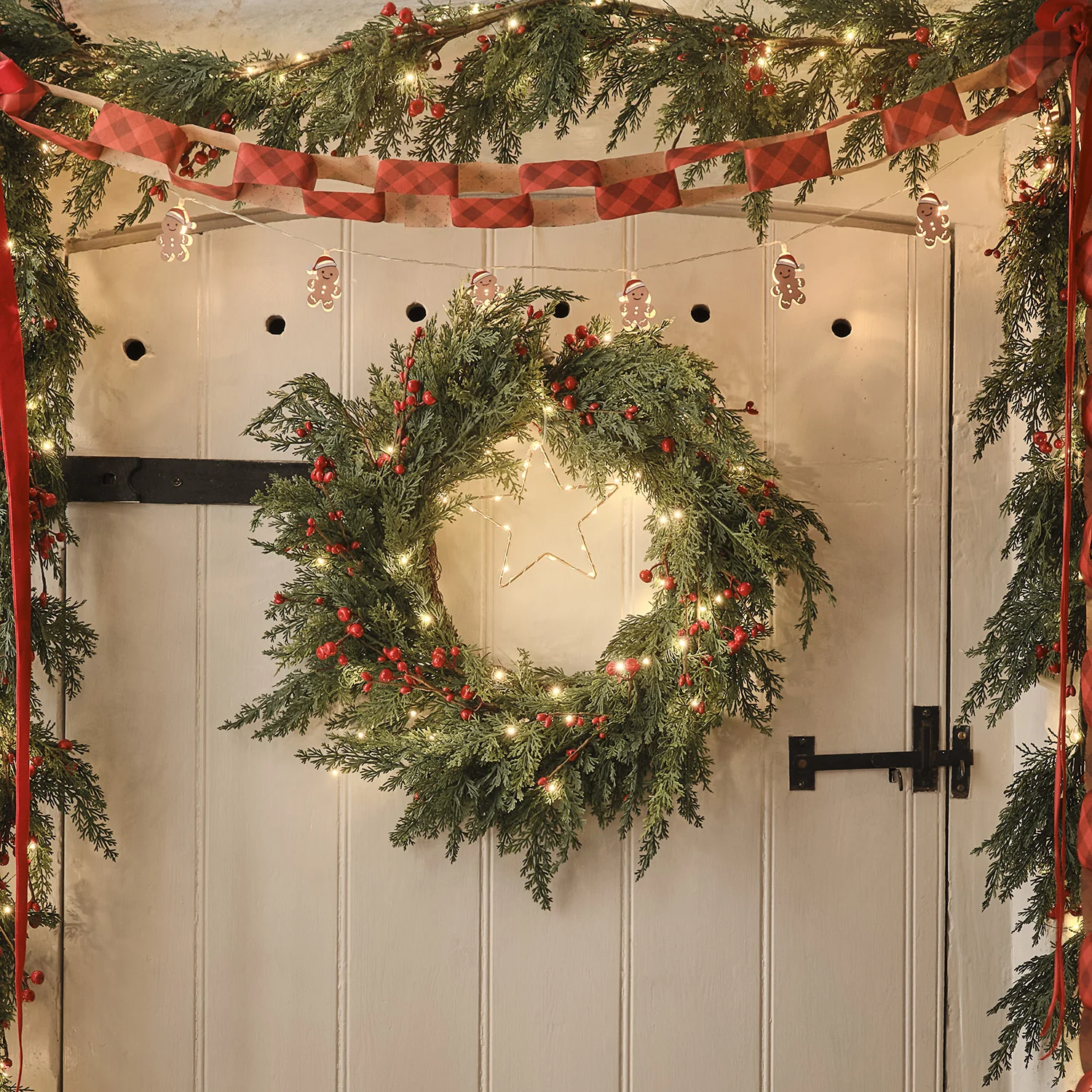 1.5m Pre Lit Red Berry Christmas Garland - Image 7