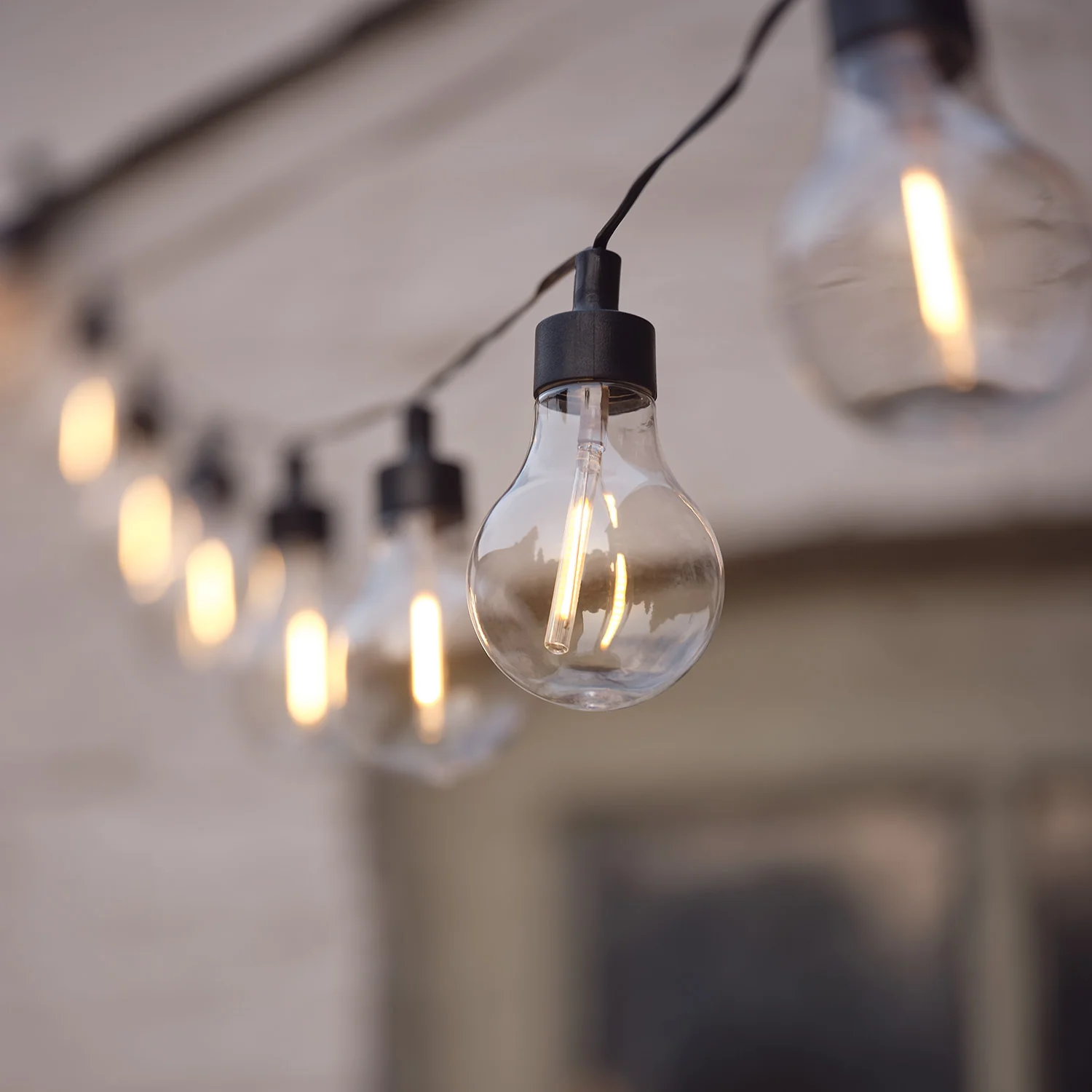 20 Warm White Vintage Style Solar Festoon Lights - Image 11