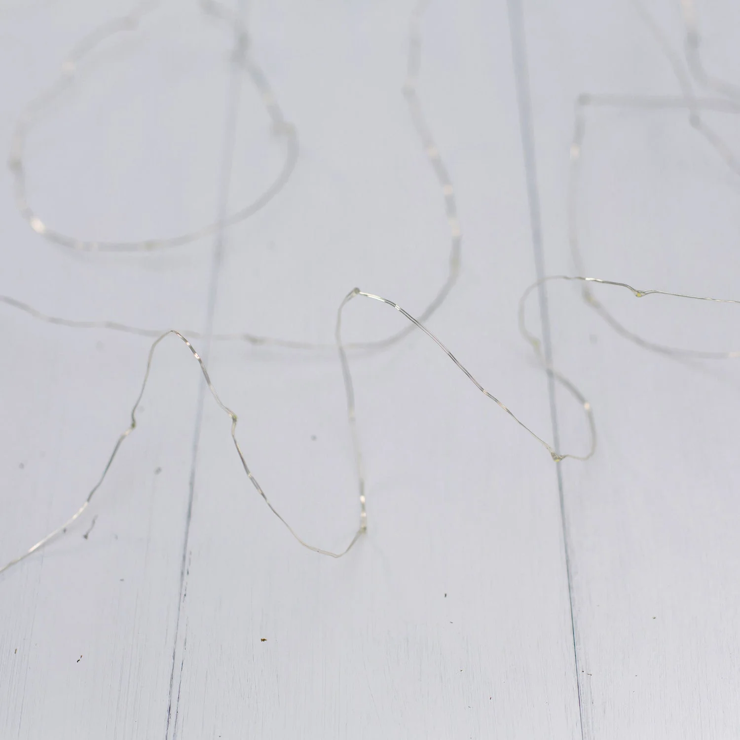 50 White LED Micro Battery Outdoor Fairy Lights - Image 4