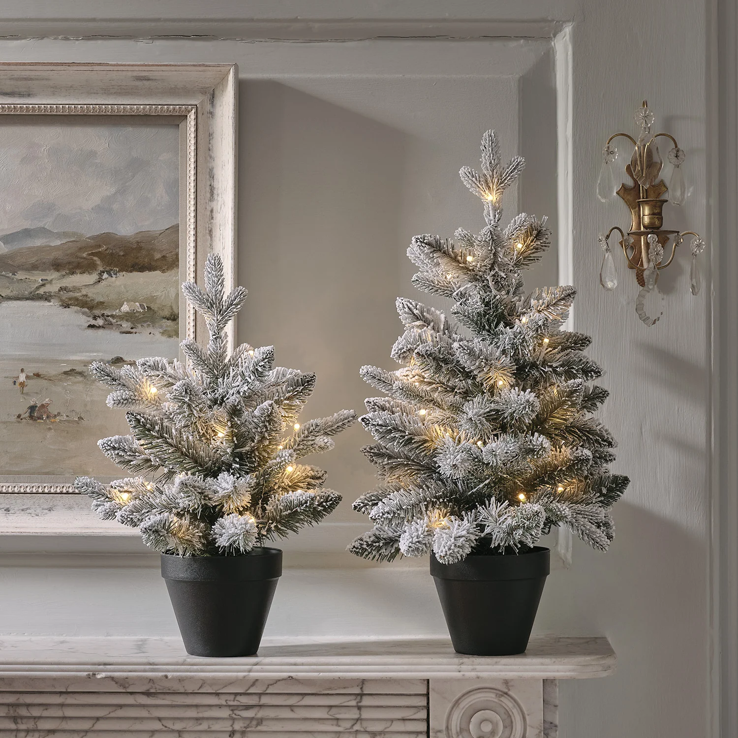 60cm Pre Lit Snowy Christmas Tree - Image 6
