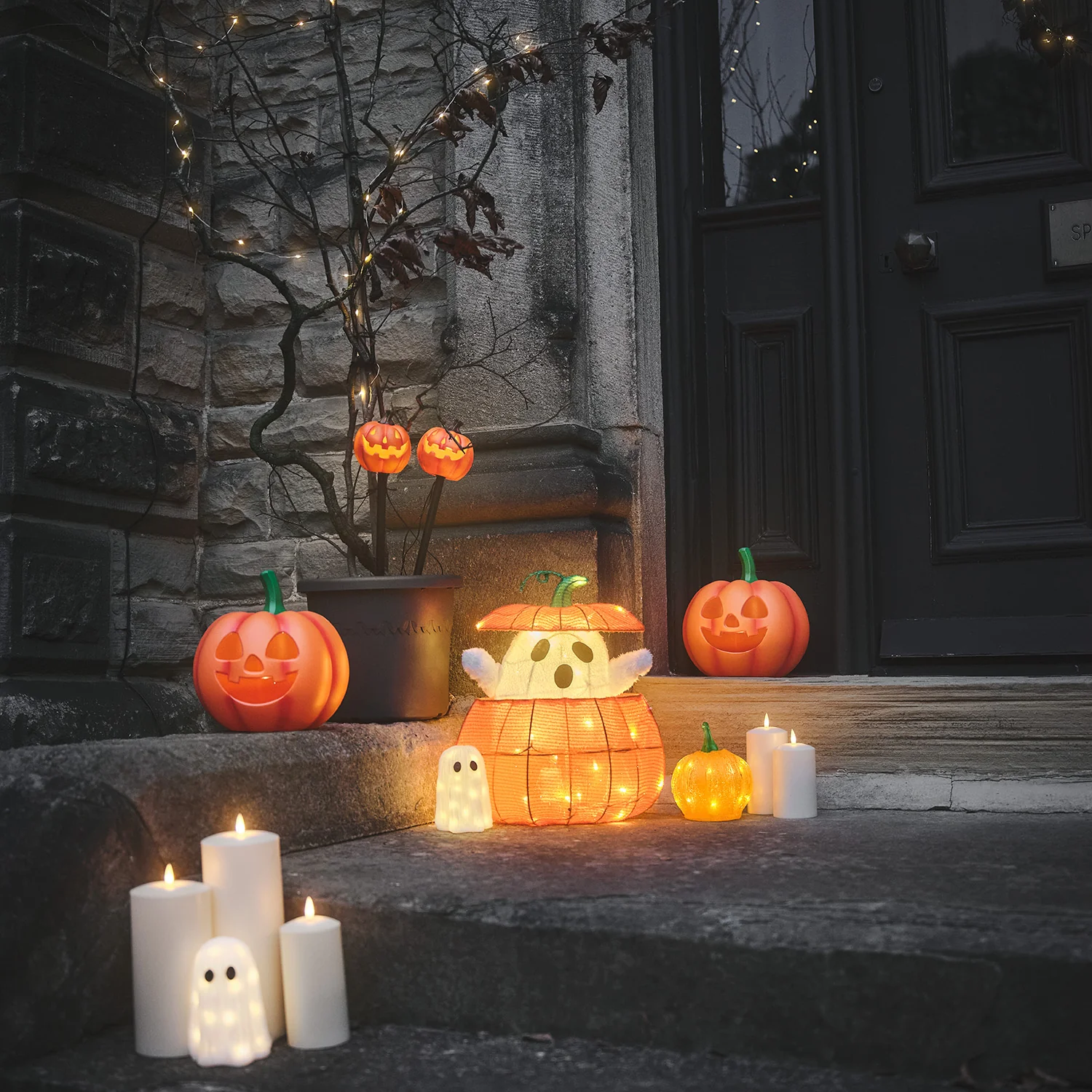 Animated Ghost in a Pumpkin Light Up Halloween Decoration - Image 4