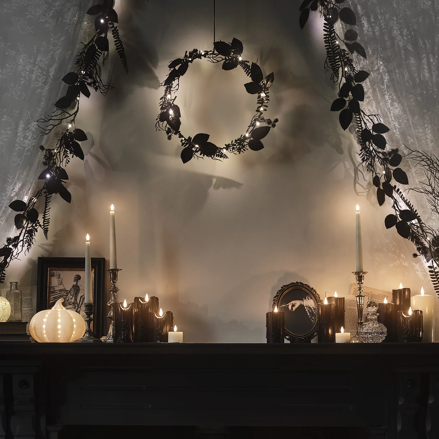 Pre Lit Black Foliage Halloween Wreath & Garland - Image 6