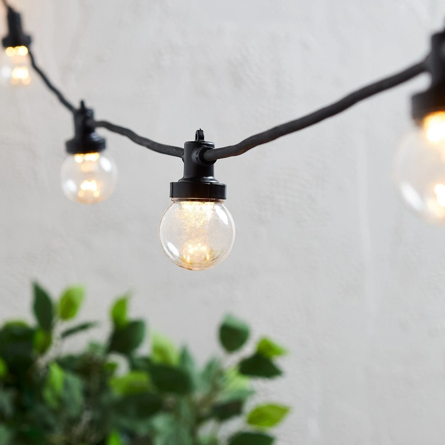Pro Connect 50m 100 Warm White Connectable Festoon Lights Clear Cap Black Cable - Image 3