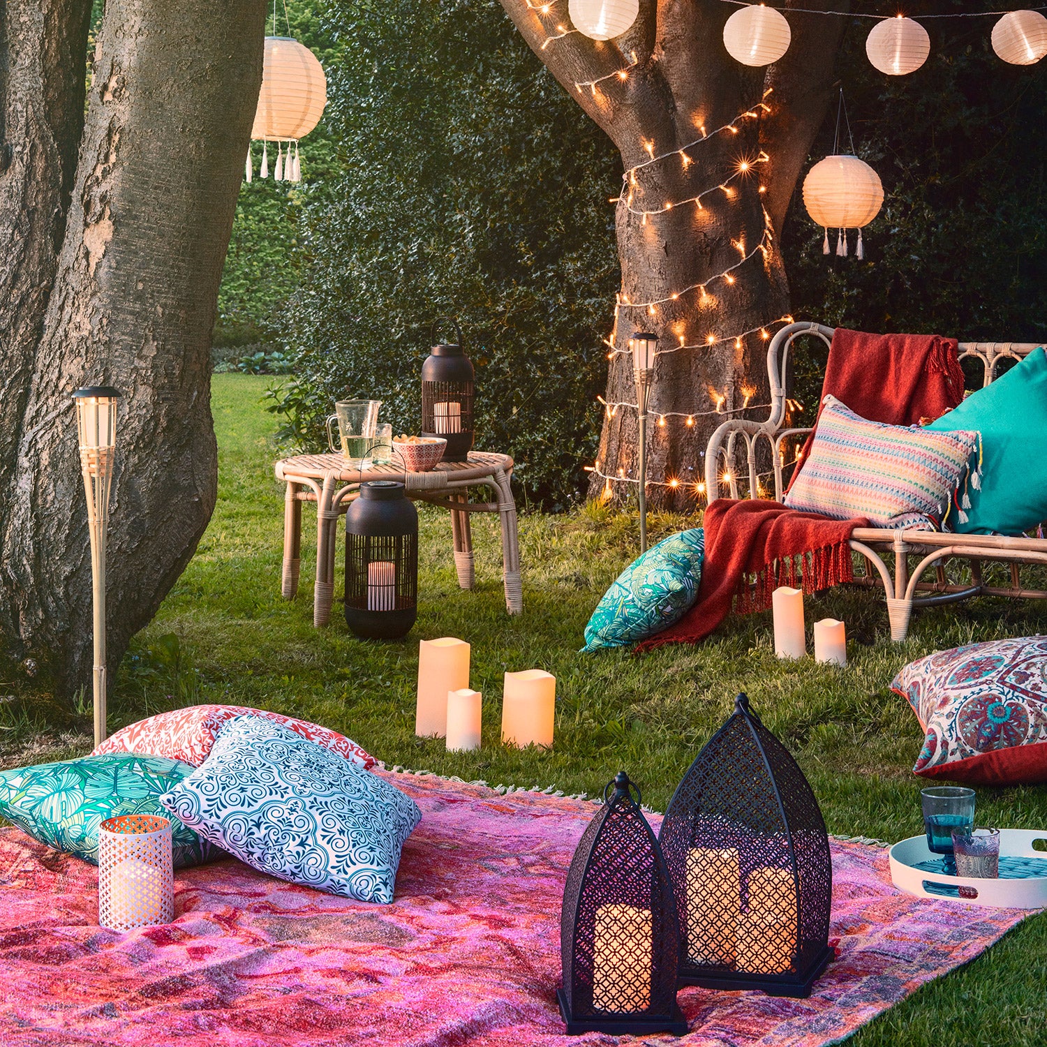 Set of 2 Large Outdoor Waterproof Flameless LED Pillar Candles Battery Operated with Timer - Image 4