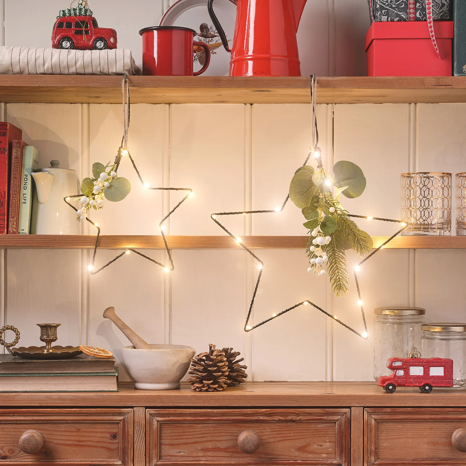Set of 2 Micro LED Star Lights with Winter Foliage - Image 3