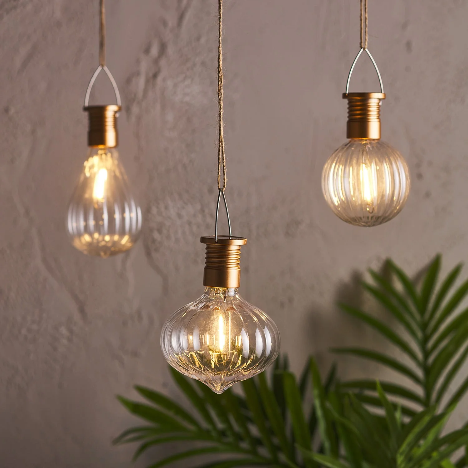 Set of 3 Warm White Hanging Solar Lights